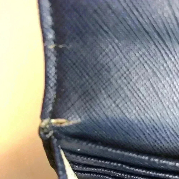 Michael Kors navy wallet - Picture 6 of 9